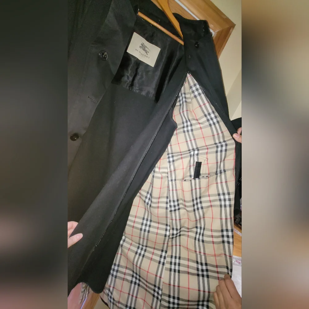 Burberry Men's Trench coat w/ removal wool lining  40R - Picture 8 of 16